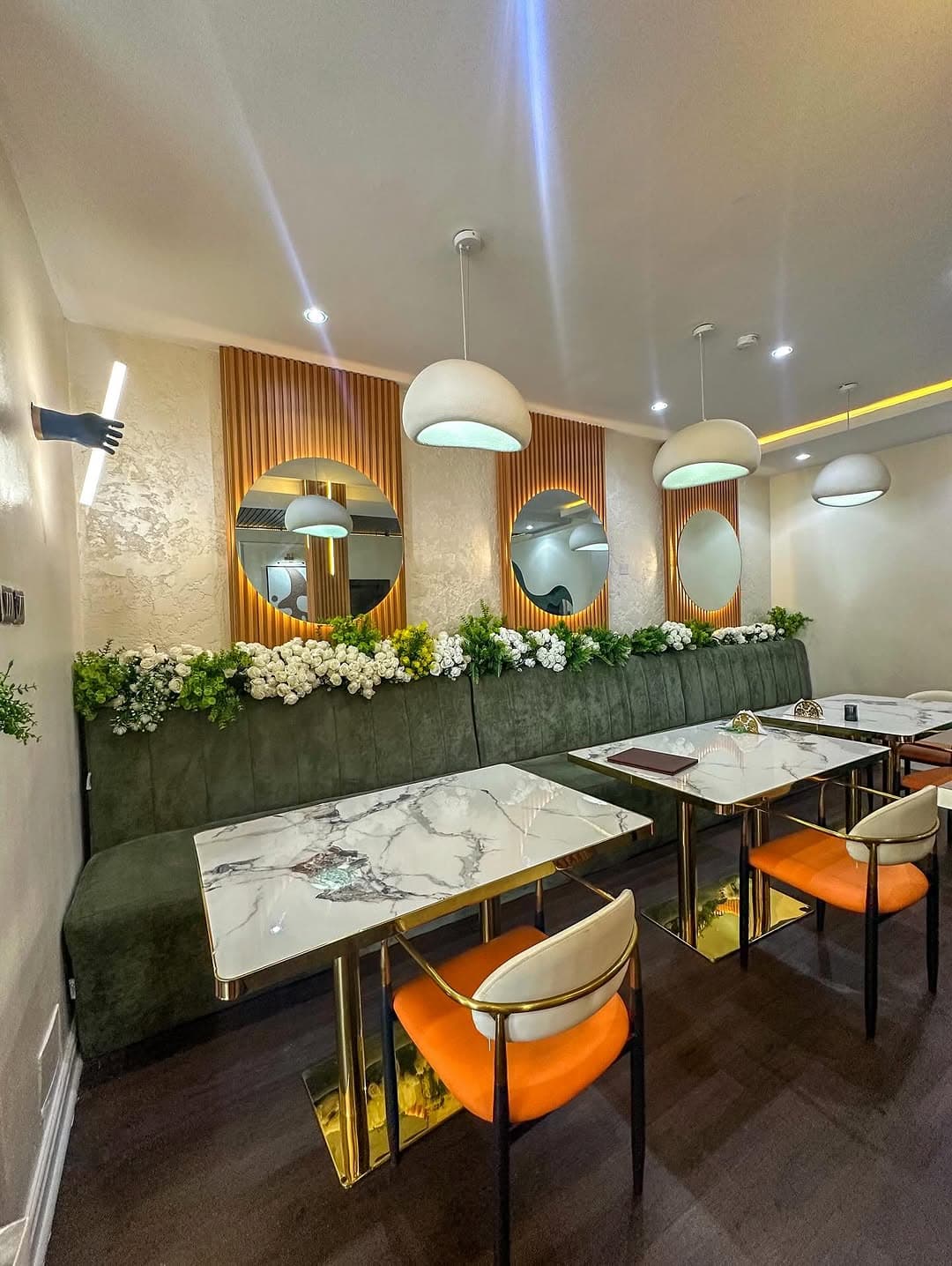 Supreme Restaurant ambience